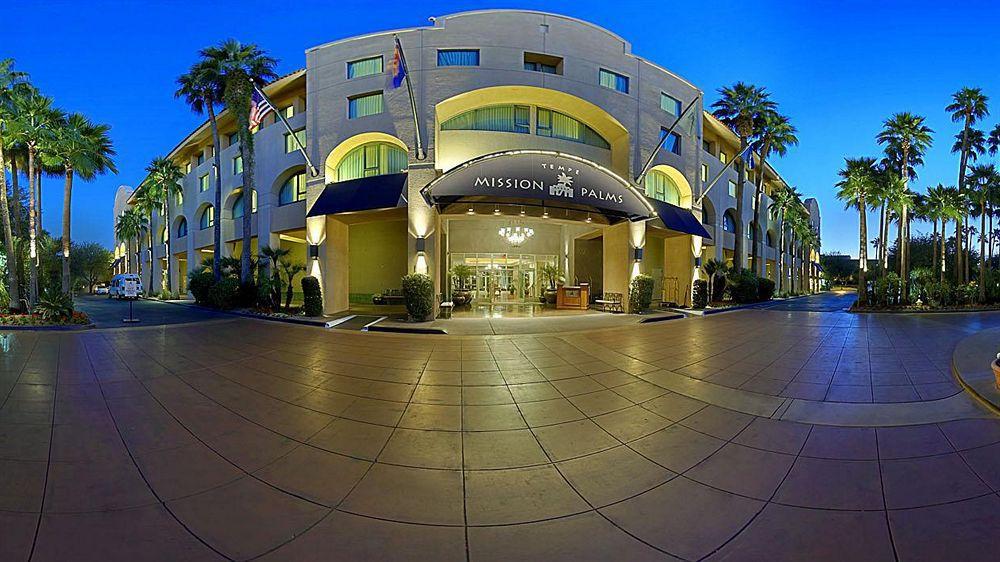 Отель Tempe Mission Palms- Destination Fee Includes Parking Экстерьер фото