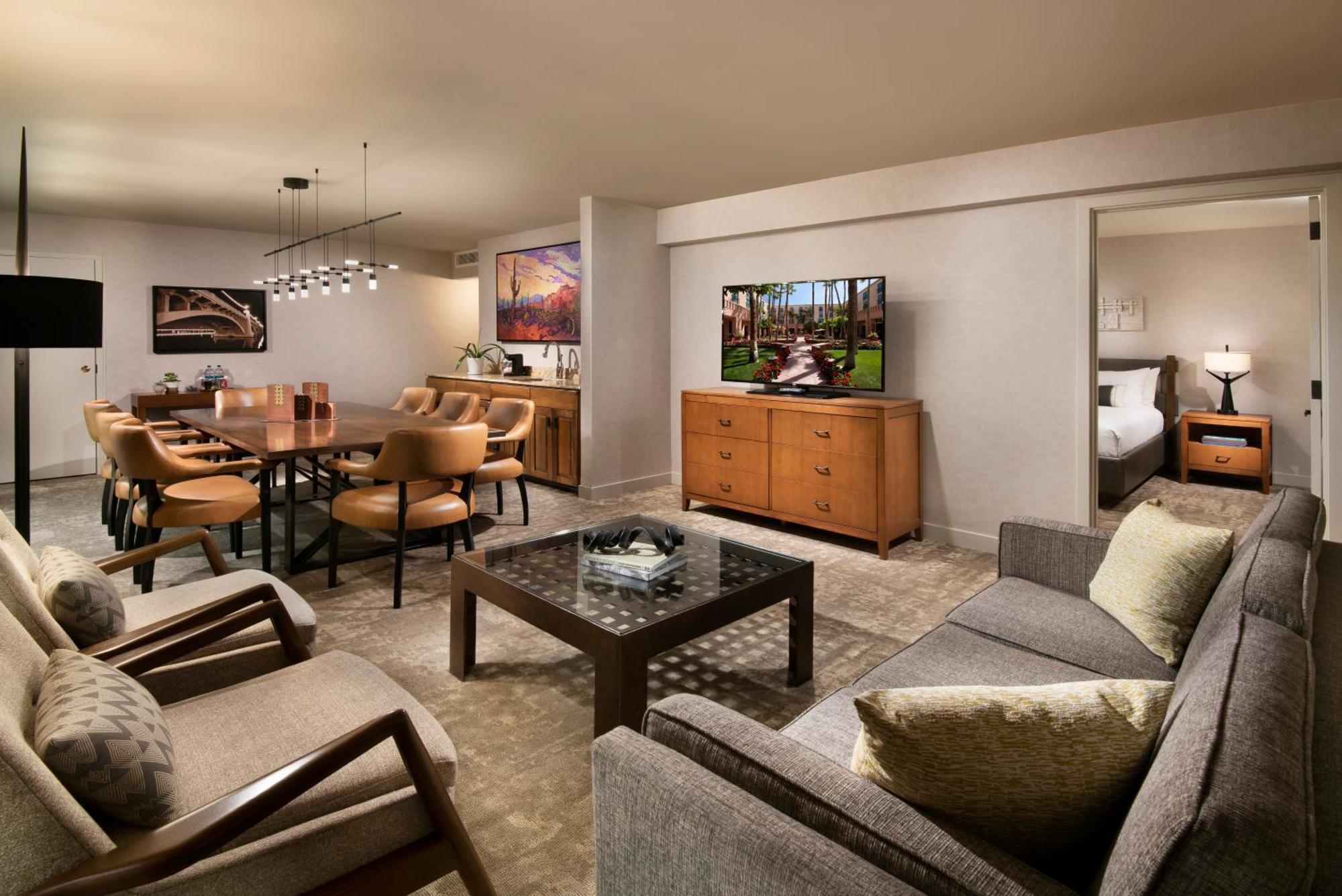 Отель Tempe Mission Palms- Destination Fee Includes Parking Экстерьер фото