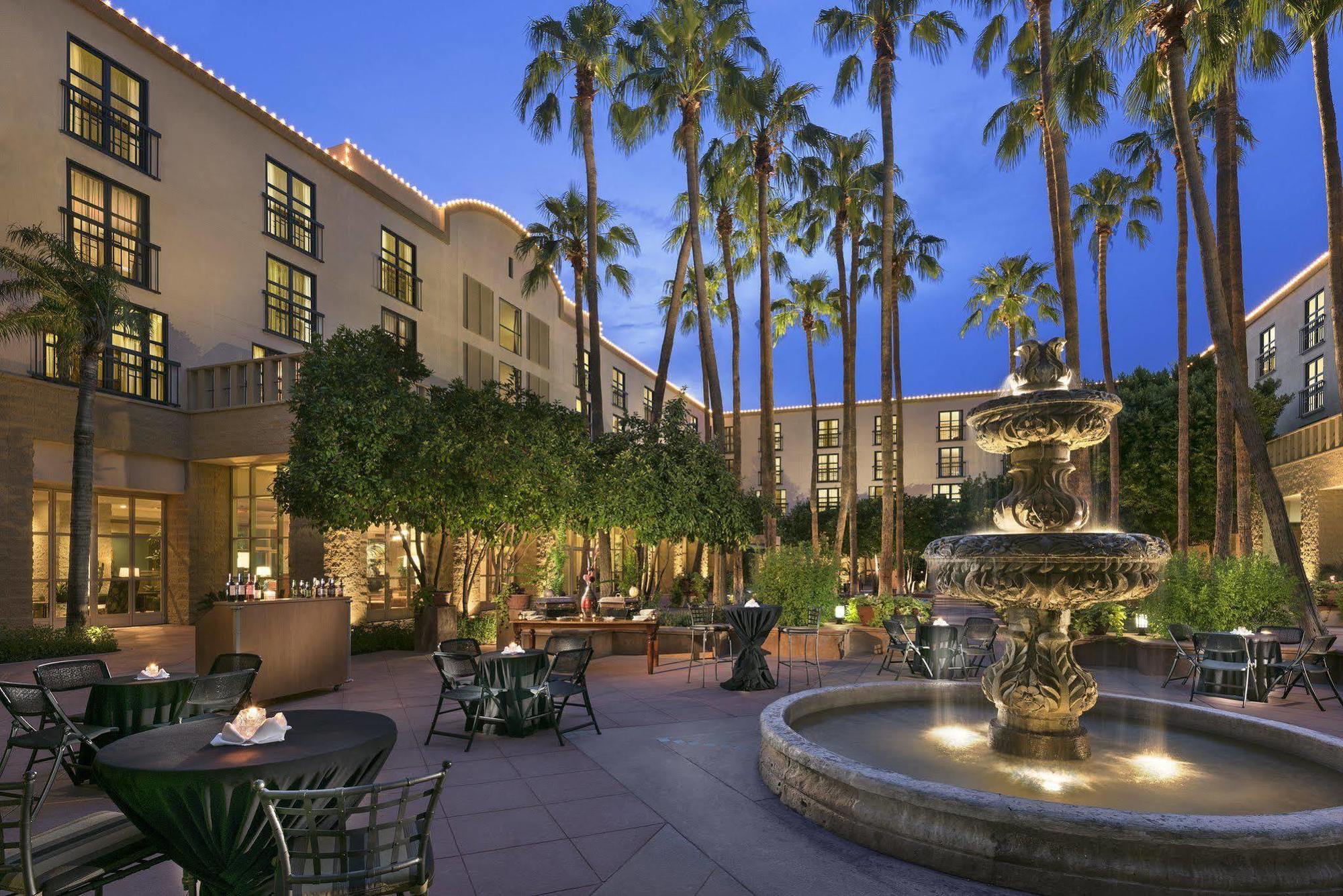 Отель Tempe Mission Palms- Destination Fee Includes Parking Экстерьер фото
