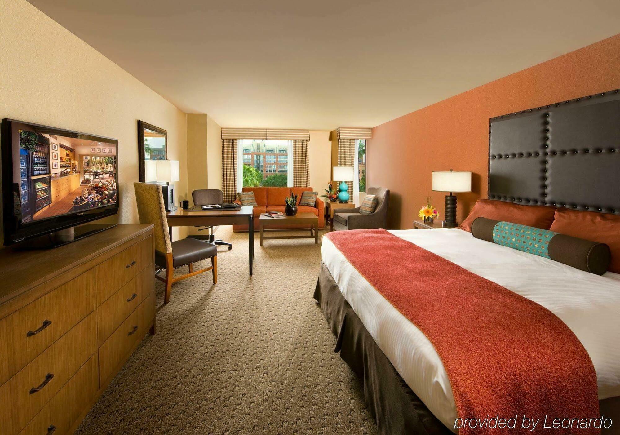 Отель Tempe Mission Palms- Destination Fee Includes Parking Экстерьер фото