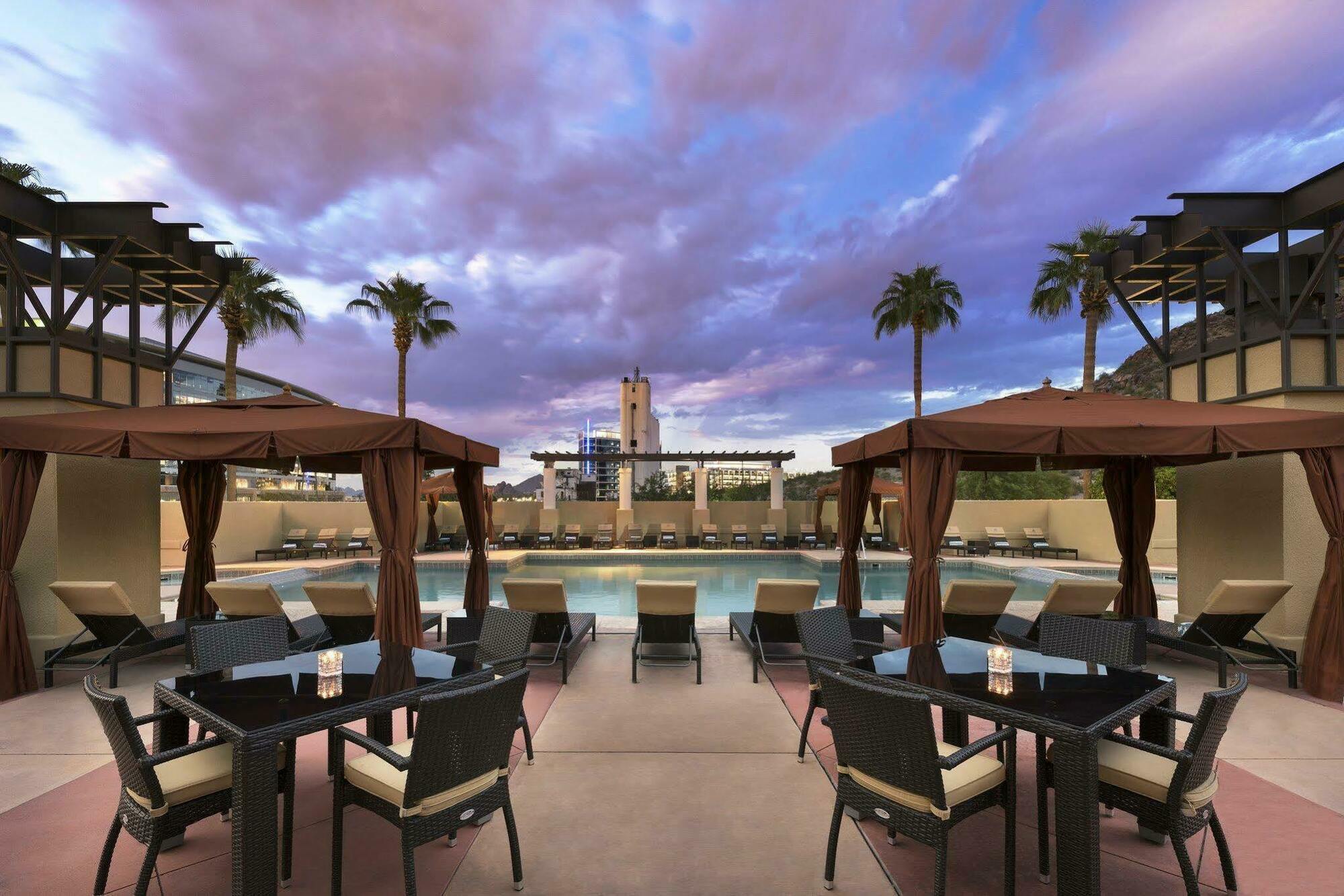 Отель Tempe Mission Palms- Destination Fee Includes Parking Экстерьер фото